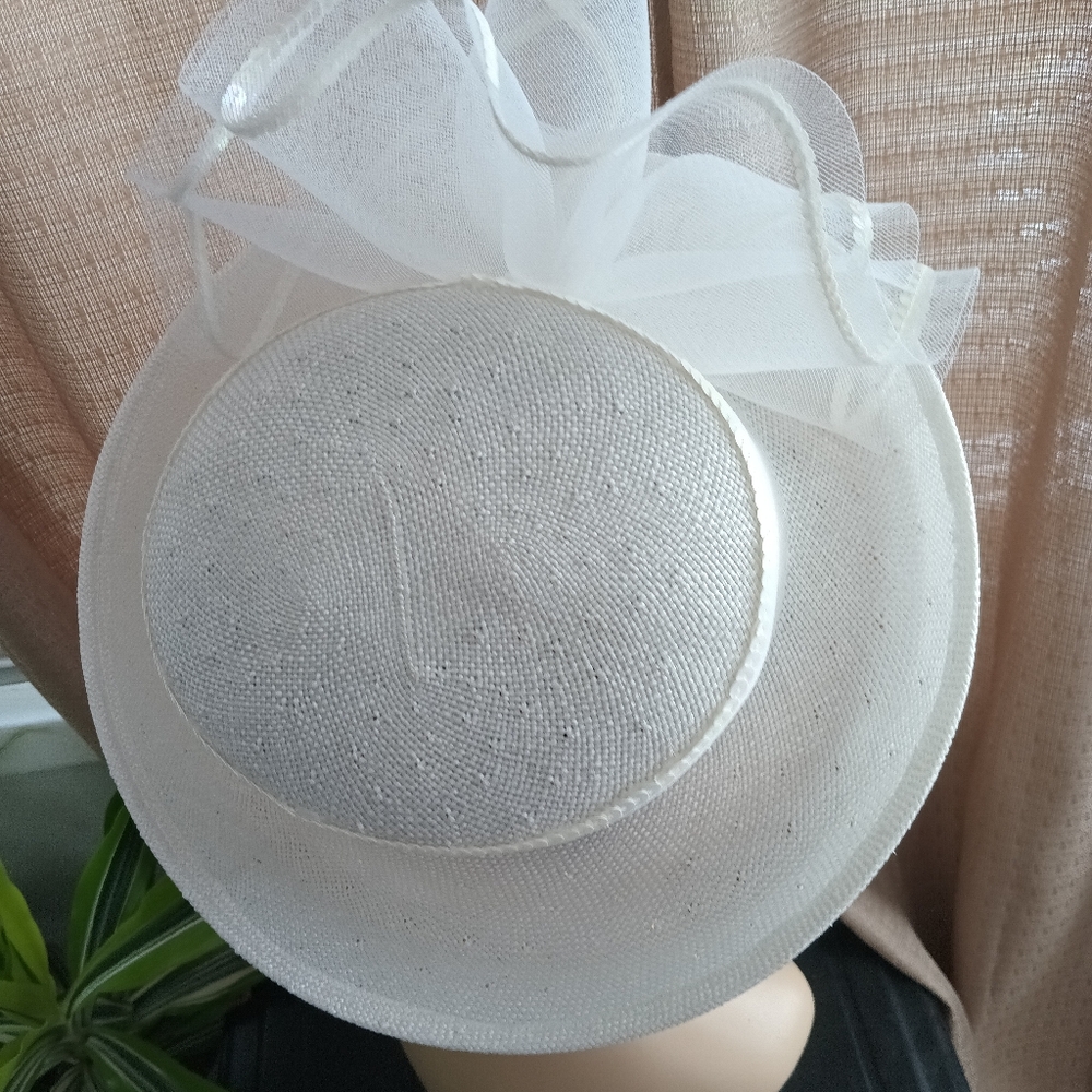 Easter Church White Straw Embellished Toil Church Hat - Picture 9 of 9
